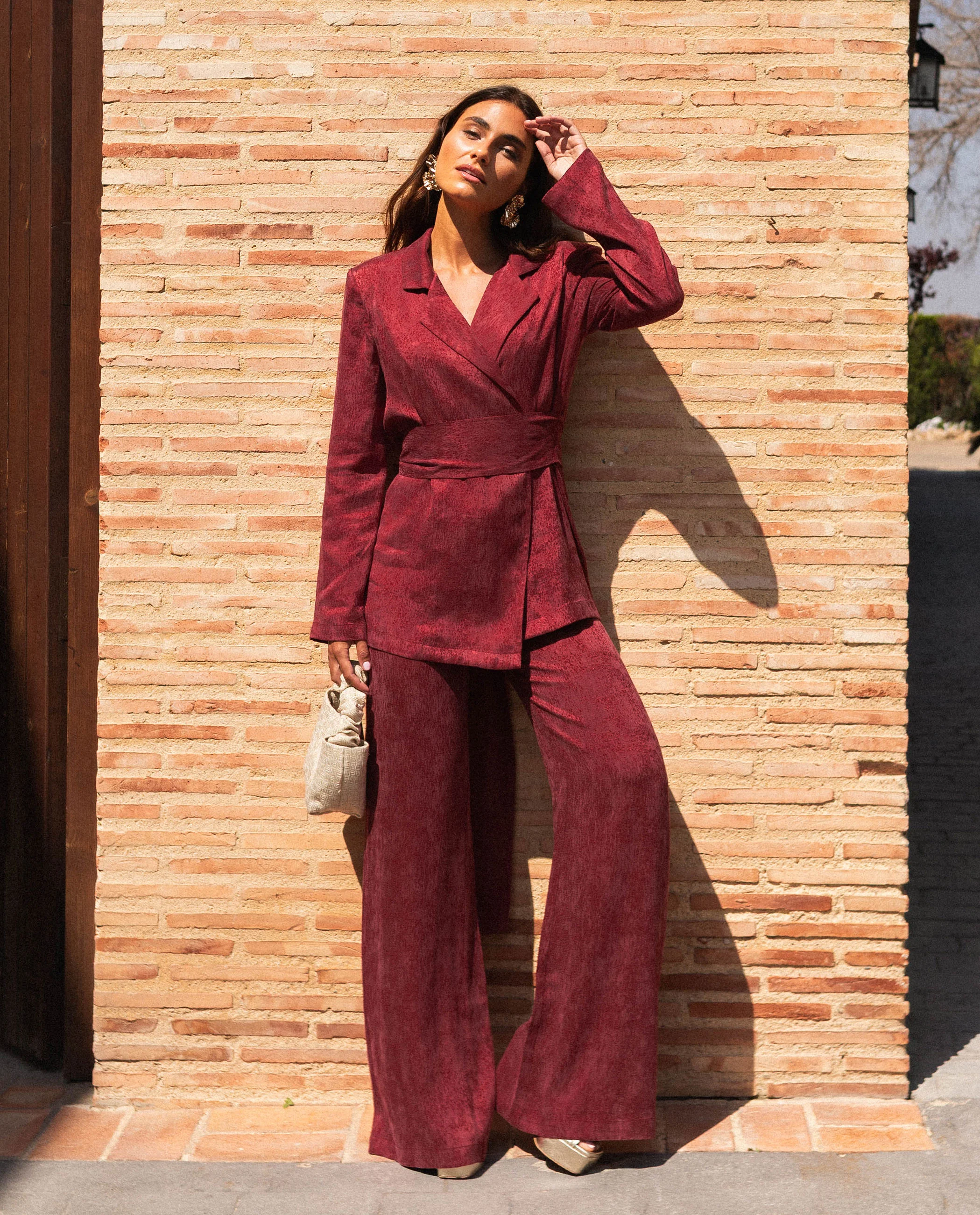 PANTALÓN JULIETTE · BURDEOS - Image 9