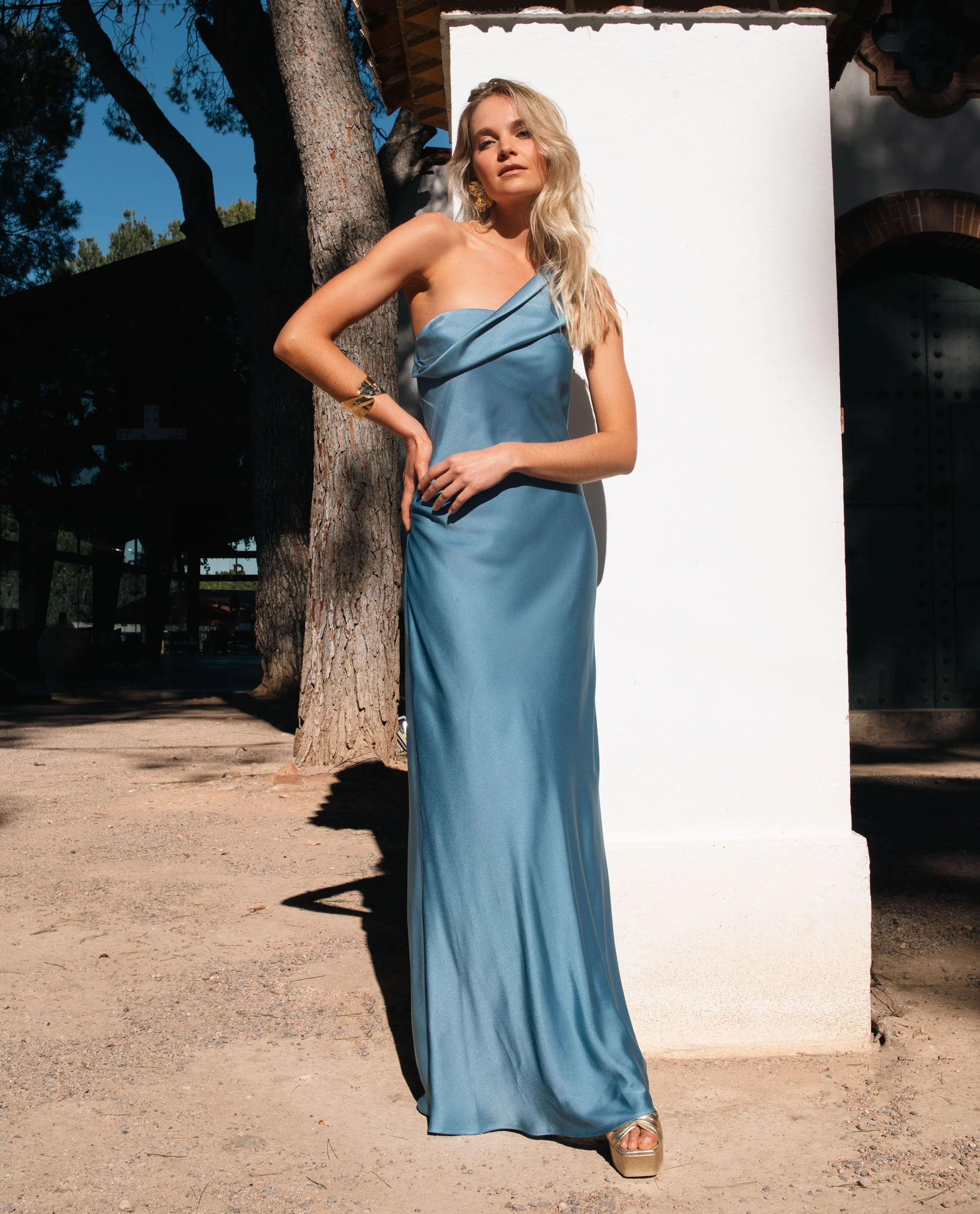 VESTIDO ISABELA · AZUL - Image 4