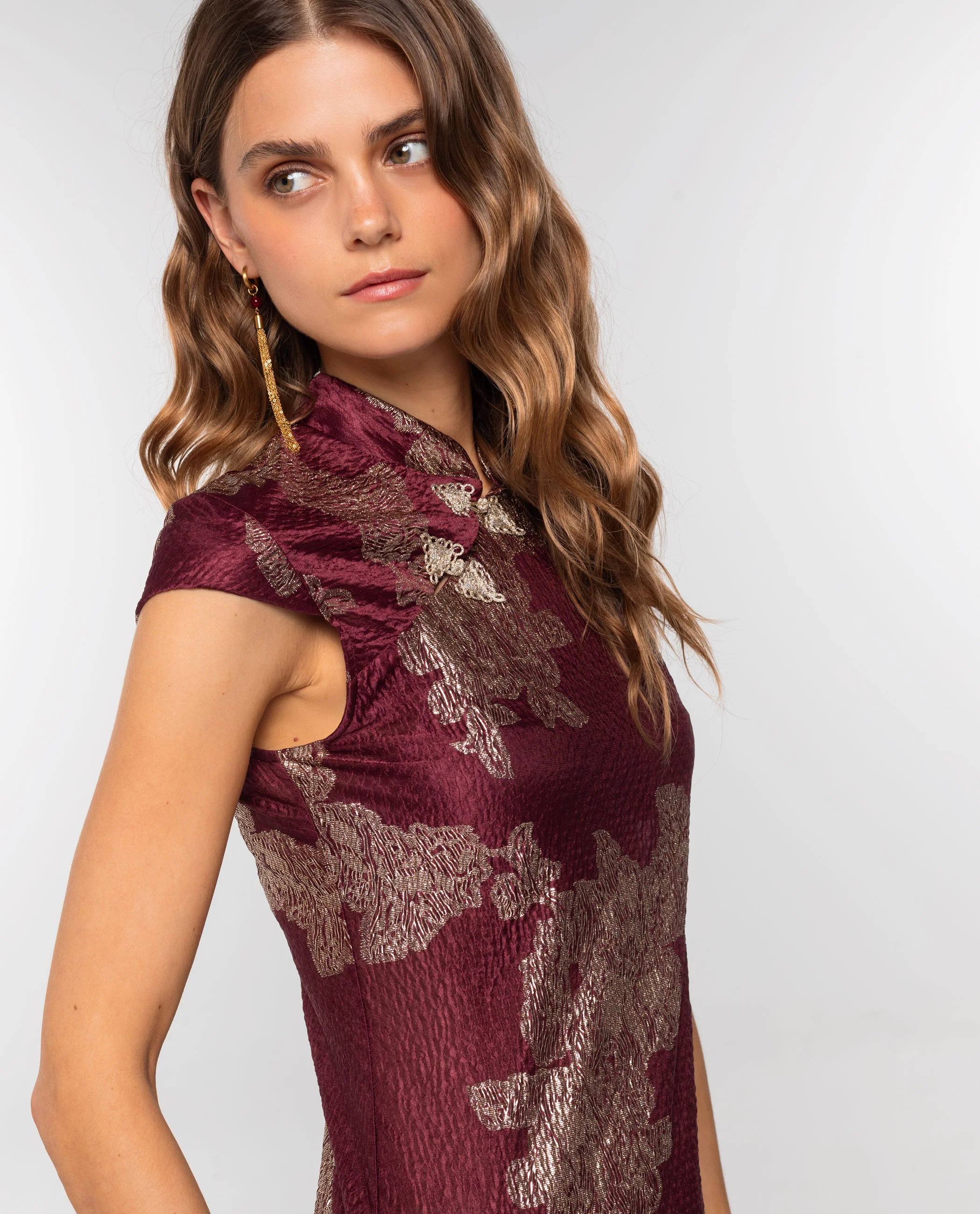 VESTIDO RUBY BLOOM · BURDEOS - Image 10