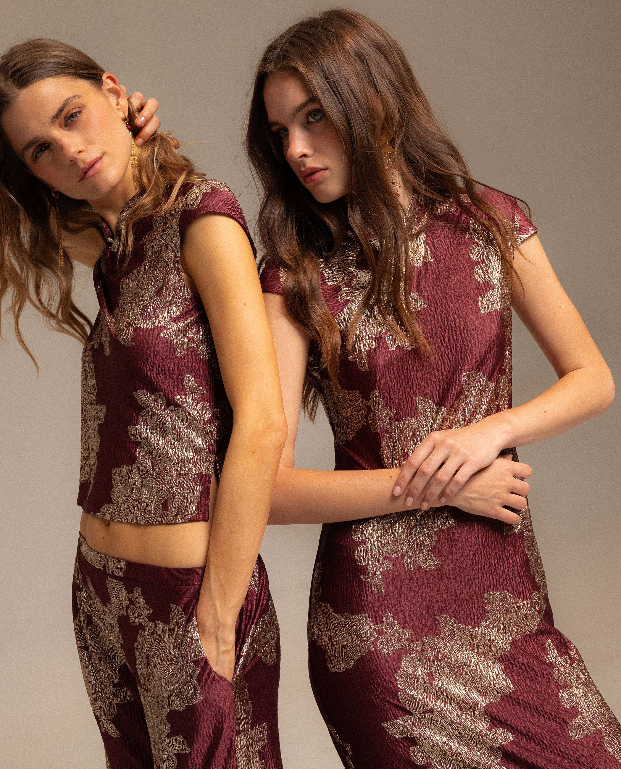 VESTIDO RUBY BLOOM · BURDEOS - Image 4